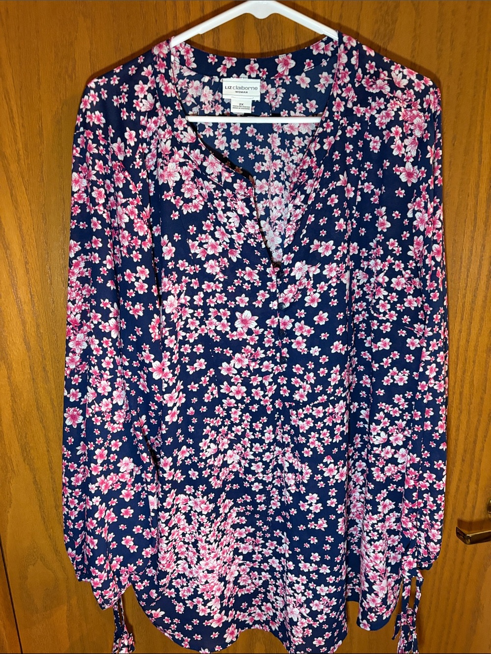 Liz Claiborne Navy and Pink Floral V-Neck Long Sleeve Blouse